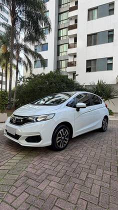 HONDA FIT 1.5 PERSONAL 16V FLEX 4P AUTOMÁTICO HONDA FIT 1.5 PERSONAL 16V FLEX 4P AUTOMÁTICO